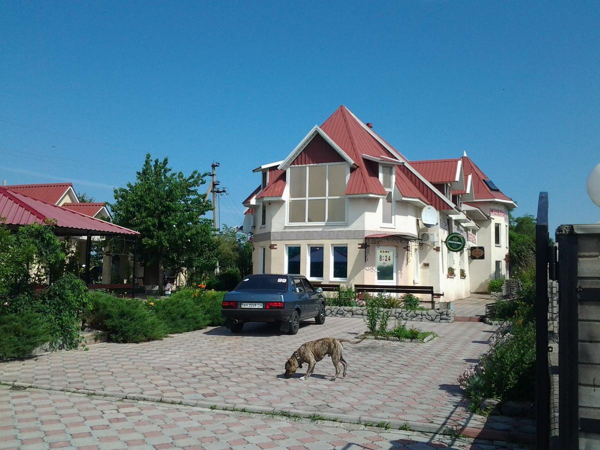 Beregynya Motel Yuzhnoukrainsk Eksteriør bilde
