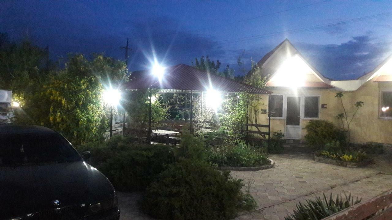 Beregynya Motel Yuzhnoukrainsk Eksteriør bilde