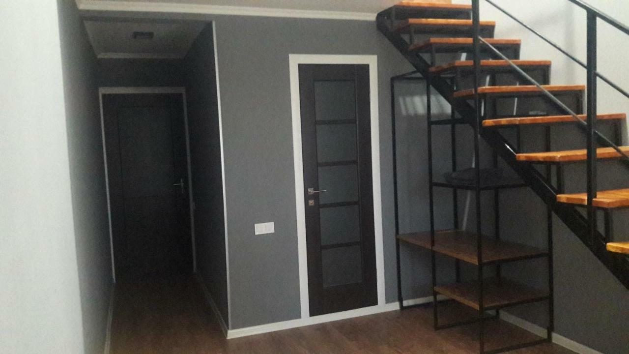 Beregynya Motel Yuzhnoukrainsk Eksteriør bilde