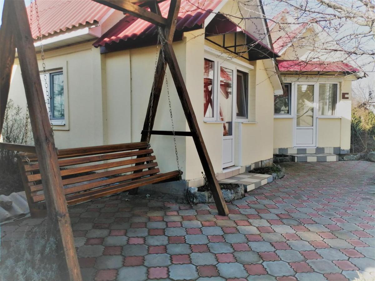 Beregynya Motel Yuzhnoukrainsk Eksteriør bilde
