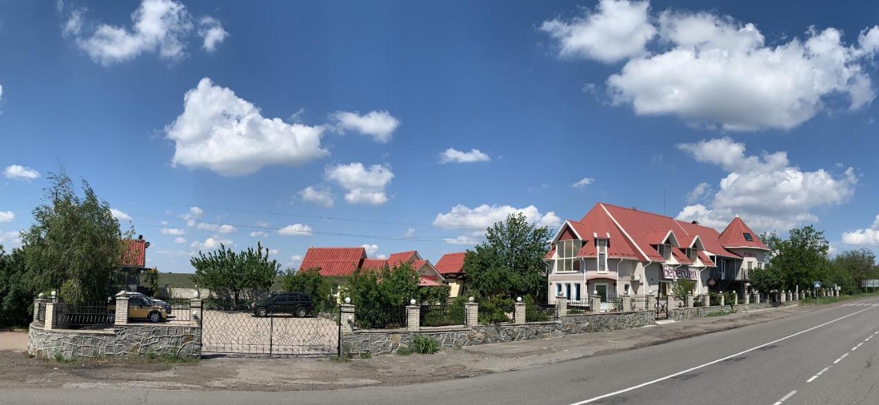 Beregynya Motel Yuzhnoukrainsk Eksteriør bilde